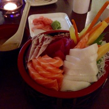 Midori Sushi - Chirashi ($19.99)-- very good sashimi quality - Japanese Near Me - Austin, Texas Midori Sushi - Chirashi ($19.99)-- very good sashimi quality - Japanese Near Me - Austin, Texas