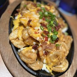 Rowdy Cowboy - Tex-Mex Chili Cheese Fries are the best!!