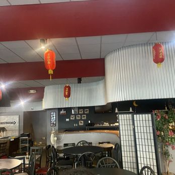 Red Door Chinese Eatery - Chinese Near Me - St Louis, Missouri