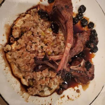 Gatsby's Landing - Lamb - New American Near Me - Roslyn, New York