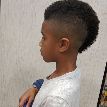 Eddie El Barber - Great cut, just what he wanted - Barbers Near Me - Van Nuys, California Eddie El Barber - Great cut, just what he wanted - Barbers Near Me - Van Nuys, California