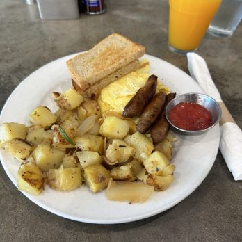 Matt's Big Breakfast - THE HOG & CHICK - Breakfast & Brunch Near Me - Phoenix, Arizona Matt's Big Breakfast - THE HOG & CHICK - Breakfast & Brunch Near Me - Phoenix, Arizona