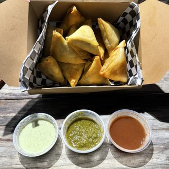Mona’s Samosas - Pakistani Near Me - Austin, Texas Mona’s Samosas - Pakistani Near Me - Austin, Texas