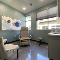 Castle Hills Health & Wellness - Examination room