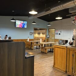 Scooter's Fish House - Inside restaurant