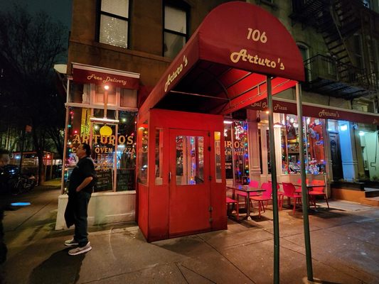 Arturo's Coal Oven Pizza by null