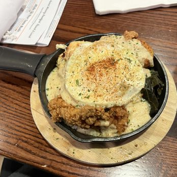 Miss Shirley's Cafe, Inner Harbor - Gravy Train Southern Skillet - Breakfast & Brunch Near Me - Baltimore, Maryland Miss Shirley's Cafe, Inner Harbor - Gravy Train Southern Skillet - Breakfast & Brunch Near Me - Baltimore, Maryland
