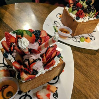 Cafe LaTTea - Strawberry and matcha toast - Cafes Near Me - Cupertino, California