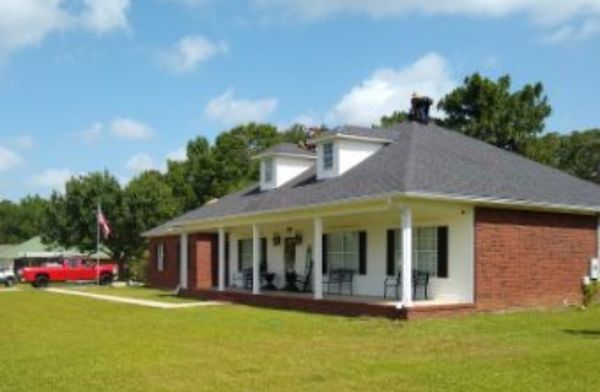 SunCoast Roof Repair solutions Logo