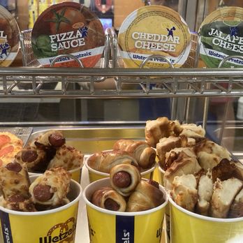 Wetzel's Pretzels - 09/20/24 - Bakeries Near Me - Elmhurst, New York