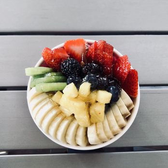 Toi Moi - Pitaya Bowl. - Desserts Near Me - Riverside, California Toi Moi - Pitaya Bowl. - Desserts Near Me - Riverside, California