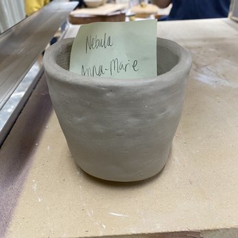 Clay CA - Instructor lead pinch pots. - Art Classes Near Me - Los Angeles, California Clay CA - Instructor lead pinch pots. - Art Classes Near Me - Los Angeles, California