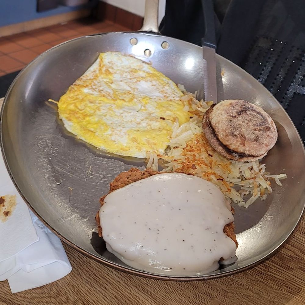Dublin Skillet Restaurant - Chicken fried steak, eggs & Chili Cheese fries (fresh cut potatoes) - Breakfast & Brunch Near Me - Dublin, California