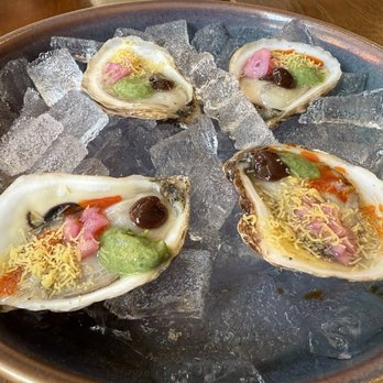 Curryish Tavern - Oysters chaat - Indian Near Me - Toronto, Ontario