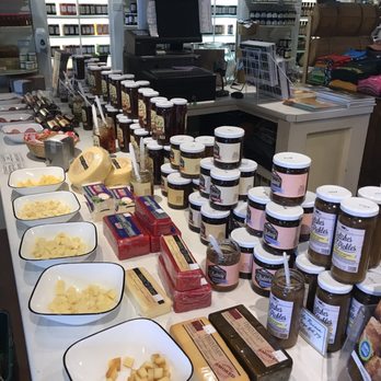 Dakin Farm - SAMPLES!!! - Cheese Shops Near Me - South Burlington, Vermont
