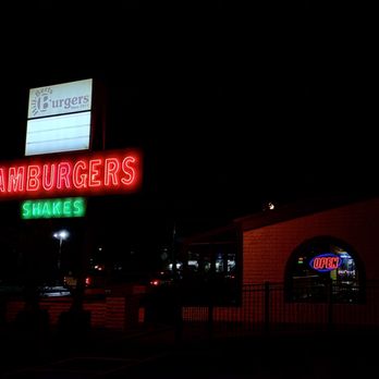 Hill-Bert's Burgers - Fast Food Near Me - Austin, Texas