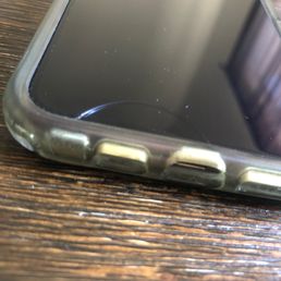 One small crack. No issues with the LCD. Over charging and making up stories. One small crack. No issues with the LCD. Over charging and making up stories.