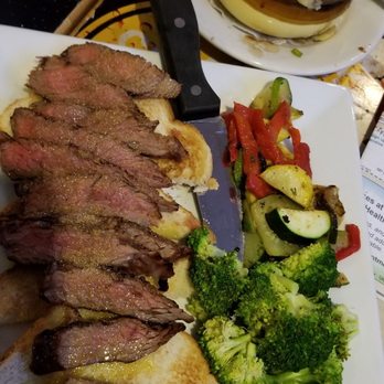 The Spot Cafe - Garlic beef tips and veges - New American Near Me - Groton, Connecticut