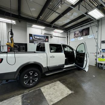 TintCo Chattanooga - Windshield Installation & Repair Near Me - Hixson, Tennessee
