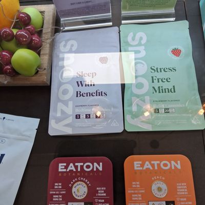 Strain Stars Cannabis Dispensary & Delivery by null