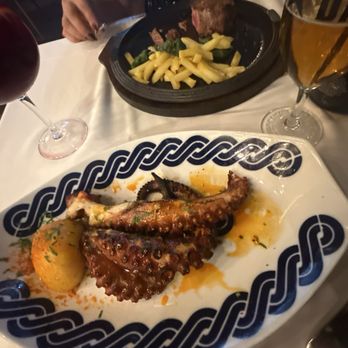 Pulpería Can Lampazas - Galician Near Me - Barcelona, B