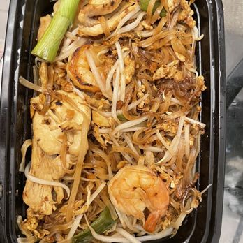 Lime Leaf - Pad Thai - Thai Near Me - Weymouth, Massachusetts Lime Leaf - Pad Thai - Thai Near Me - Weymouth, Massachusetts