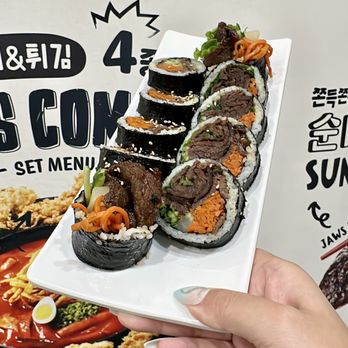 Jaws Topokki - Bulgogi Gimbap @lindaeatstagram - Korean Near Me - Los Angeles, California