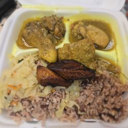 Curry Chicken entree large
