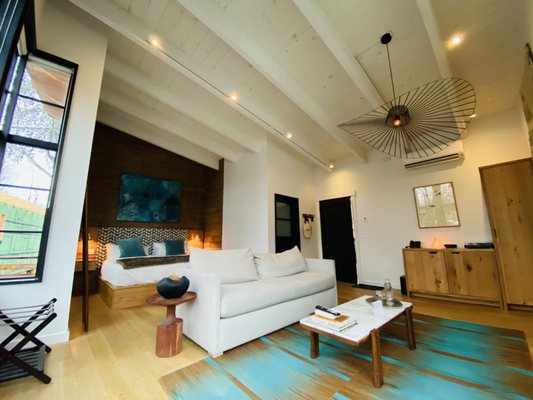 Woodstock Way Hotel by null