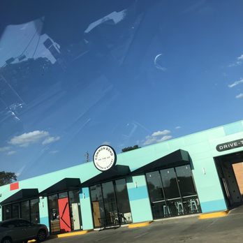 Common Bond - Garden Oaks - Coffee & Tea Near Me - Houston, Texas Common Bond - Garden Oaks - Coffee & Tea Near Me - Houston, Texas