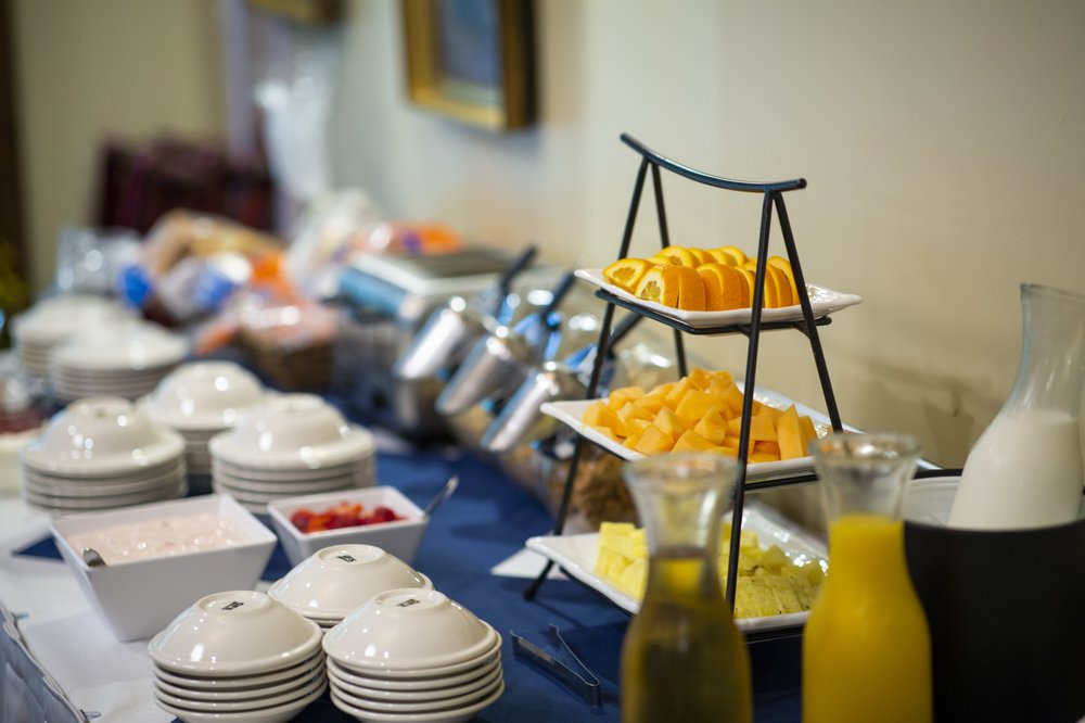 THE ROCKWELL LAKE LODGE Updated October 2024 20 Photos 3943 N