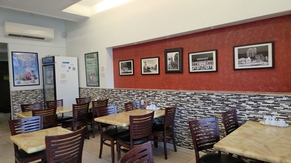 Saigon's Restaurant by null