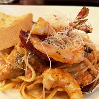 Pappadeaux Seafood Kitchen - Seafood Pasta Mardi Gras - Seafood Near Me - Houston, Texas