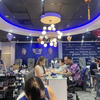 Vinci Nails & Spa - Interior - Nail Salons Near Me - Tacoma, Washington Vinci Nails & Spa - Interior - Nail Salons Near Me - Tacoma, Washington