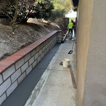 Hillside Pavers - Landscaping Near Me