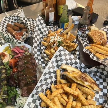 BeeWali’s Vegan AF - Kids Grilled Cheese with Fries - Vegan Near Me - Los Angeles, California