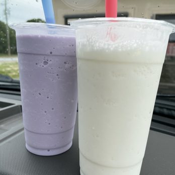 Cold Breeze - Tara Smoothie (left) Lychee Smoothie (right). Both smoothies were delicious and served by the kindest, most patient ladies. - Bubble Tea Near Me - Gulf Breeze, Florida Cold Breeze - Tara Smoothie (left) Lychee Smoothie (right). Both smoothies were delicious and served by the kindest, most patient ladies. - Bubble Tea Near Me - Gulf Breeze, Florida