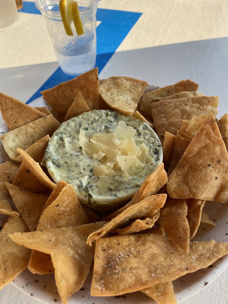 DIVE BAR Updated September 2024 31 Photos & 19 Reviews 2203 Beach