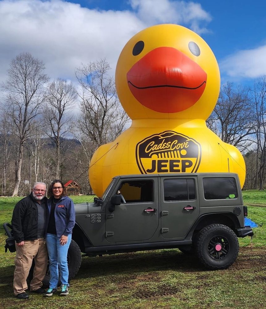 CADES COVE JEEP OUTPOST Updated October 2024 14 Photos 8205