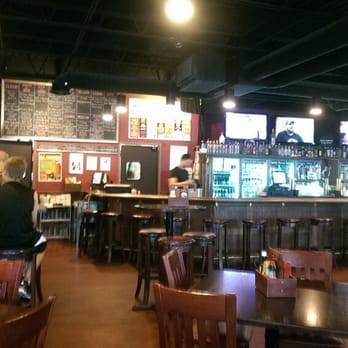 Cleveland Pub & Grill - Nice bar. - New American Near Me - New Berlin, Wisconsin