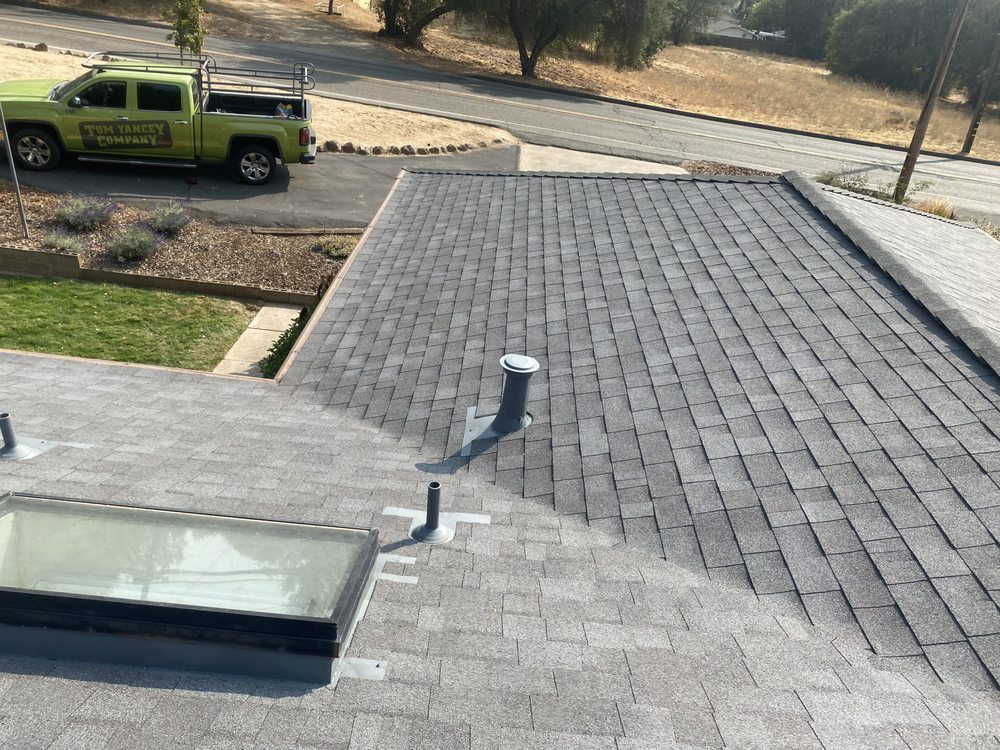 Slide of Tom Yancey Company