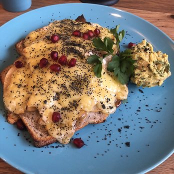 Milque Toast - Apple & Cheddar Toast - Comfort Food Near Me - St. Louis, Missouri Milque Toast - Apple & Cheddar Toast - Comfort Food Near Me - St. Louis, Missouri
