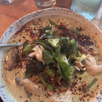Noodlehead - Green curry with chicken - Thai Near Me - Pittsburgh, Pennsylvania Noodlehead - Green curry with chicken - Thai Near Me - Pittsburgh, Pennsylvania