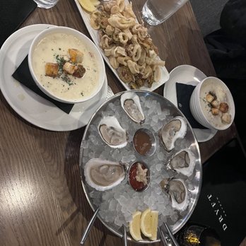 Dryft - Oysters, Fried Calamari, New England Clam Chowder - Seafood Near Me - Revere, Massachusetts