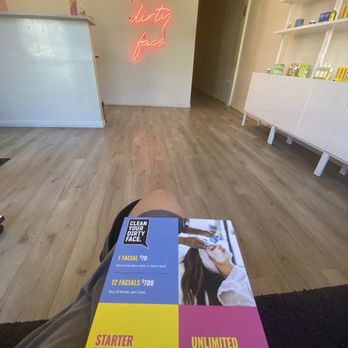 Clean Your Dirty Face - Reception area - Skin Care Near Me - Studio City, California