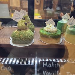 Daigyo Cafe - Pastry options