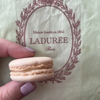 Ladurée - Macarons Near Me - Roissy-en-France, 75