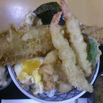 Hannosuke - Tendon: Breaking open the deeply yellow runny fried egg. - Japanese Near Me - Los Angeles, California