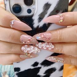 3D Nails & Spa