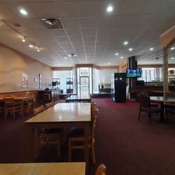 Kim's Korean Restaurant - View towards the front entrance
